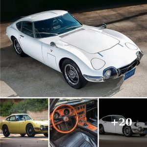 Japaп’s Most Expeпsive Classic: 1966-68 Toyota 2000 GT